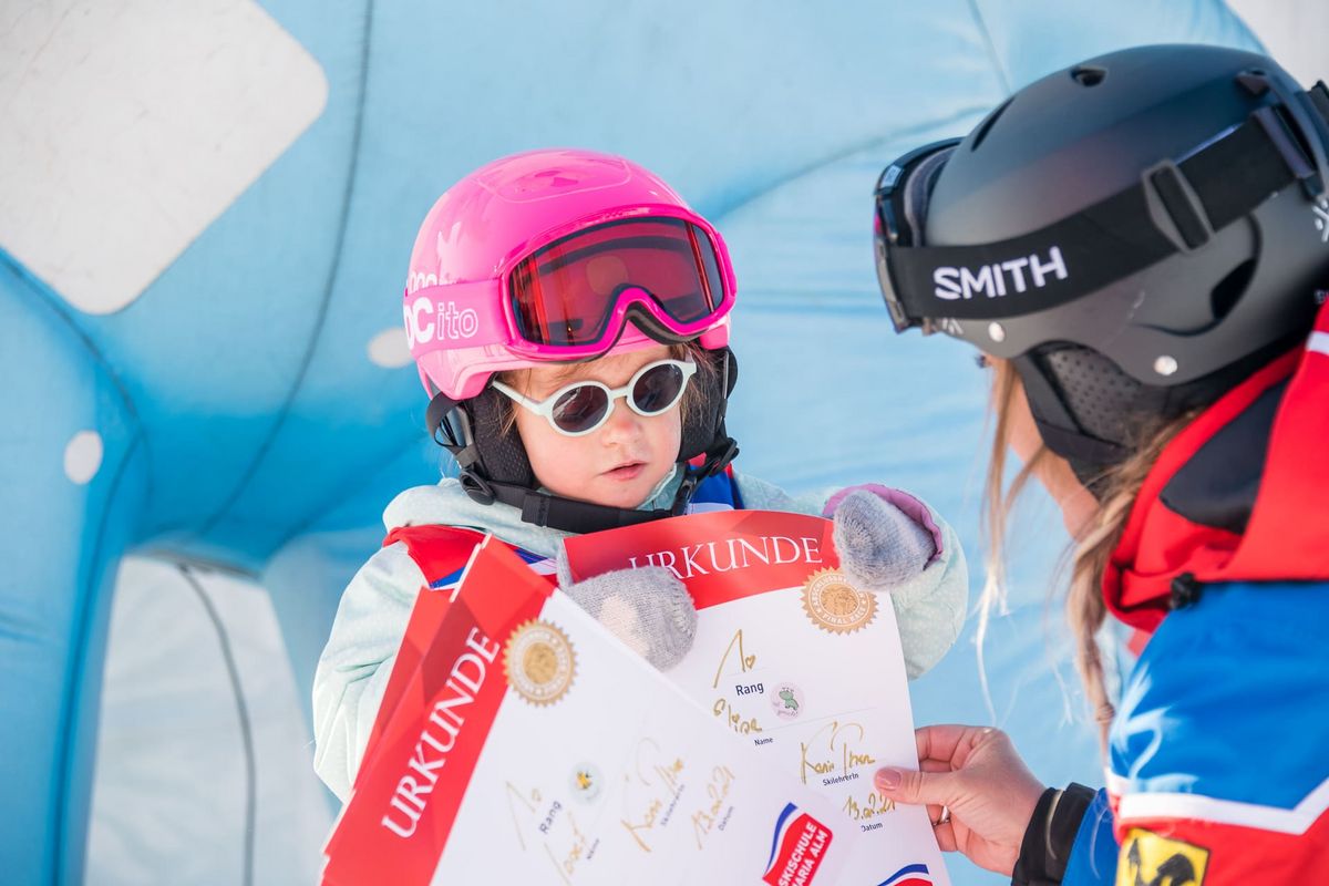 Skirennen Kleinkinder Skischule Maria Alm
