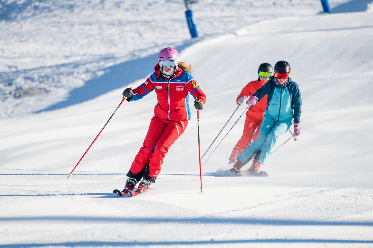 Skikurs Privatunterricht auf der Piste Skischule Maria Alm